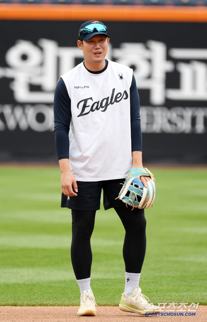 9G batting average of 0.304 Ha Joo-seok, No. 9 → No. 2 hitter forward deployment...Lee Jinyoung can replace adductor muscle clumping