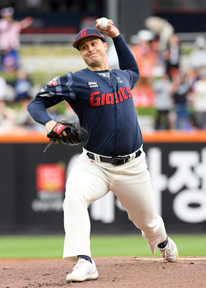 I can't give up...Son Ho-young's personal maximum of 5 hits and final hits is crazy! Lotte avenges its defeat the previous day by Hanwha after an extended blood fight
