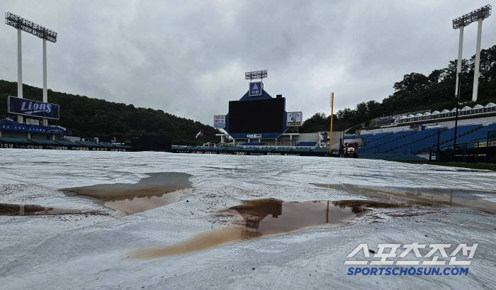 No doubleheader, Daegu KIA Samsung match starts a 20-minute delay due to rain (Daegu site)