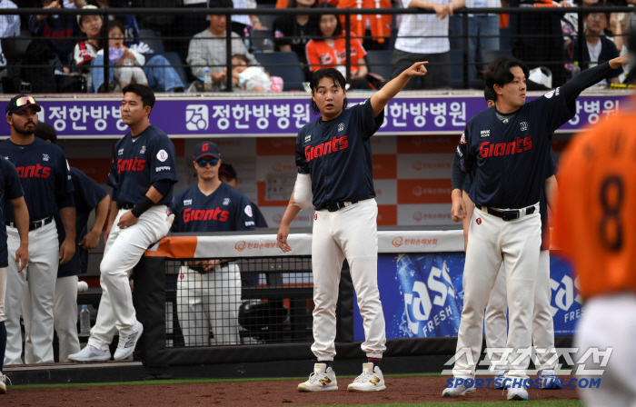 Didn't you pass me?A walk-off walk in the 10th inning of overtime, what happened to Lotte Hanwha and Daejeon suddenly facing each other?