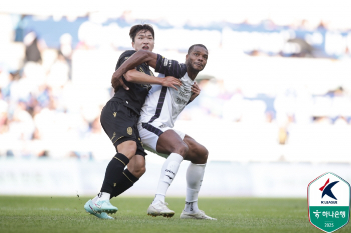  Living Legend Mugosa scored his 100th goal in Incheon! Incheon wins eight consecutive games, 10 undefeated games, and 20 wins against Jeonnam