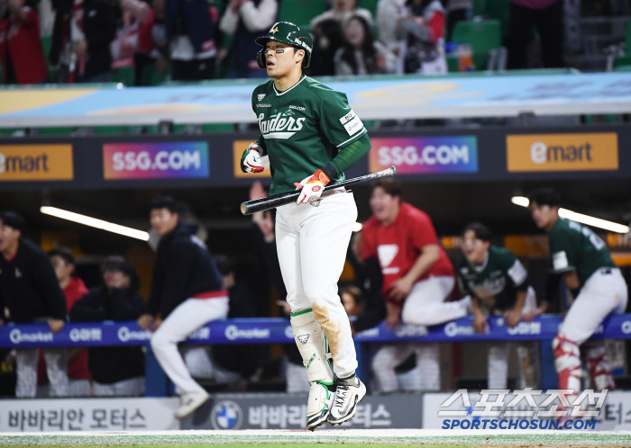 Is it a home run? It's out! → Is it a mistake? It's ending! In the bottom of the ninth inning of chaos, the first-place team was caught on bullpen day