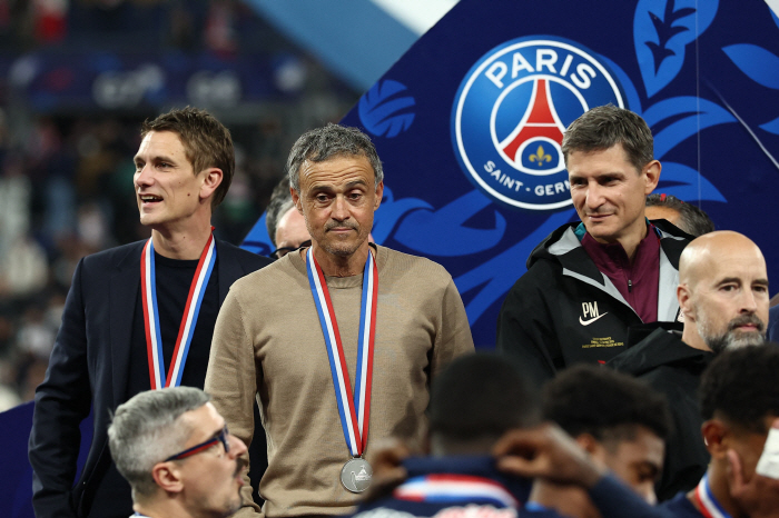 It's really time to leave Lee Kang-in again, PSG's second consecutive year with France's Treble Golden Pagoda...One step away from winning the first European crown