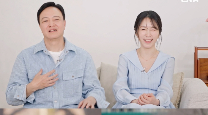 Jung Woong-in, ♥ I thought you were a daughter, not a beautiful wife...I can believe that it's Harin from NU'EST