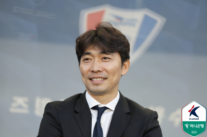 Is it true that Ilryu Chenko missed the PK for the second consecutive time? Suwon and Gimpo, who missed the opportunity to come from behind, drew 11...by nine points from Incheon