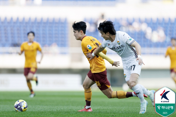 Kim Dong-hyun's final PK Gangwon wins 10 games against Gwangju, 4 consecutive wins  7th place jump 