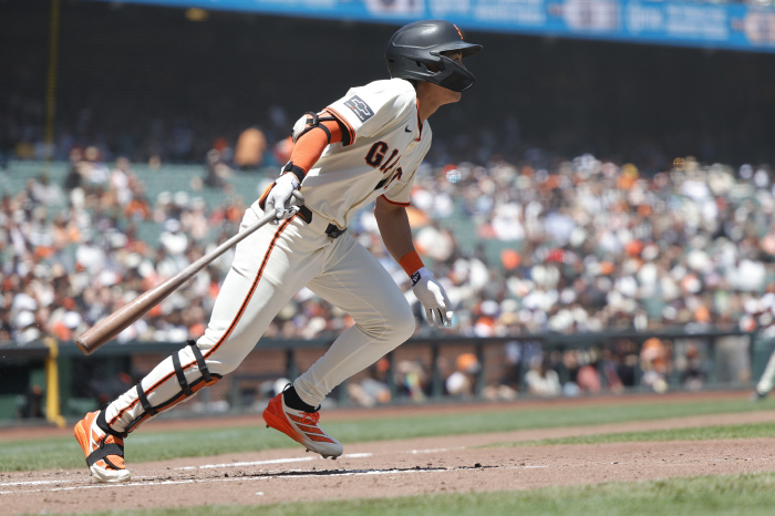 Lee Jung-hoo did not hit this during 216 at-bats, 3rd place contact  Seon Gu-an  quick-footed genius hit in the order of most at-bats