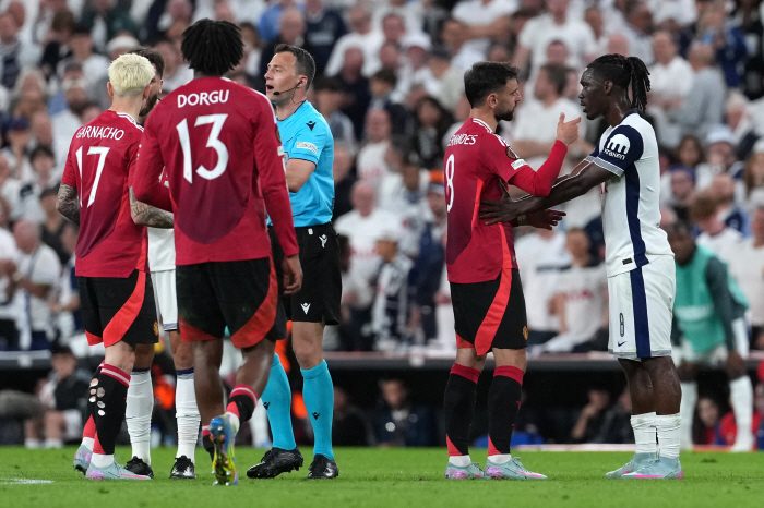 Manchester United shock! Son Heung-min loses the trophy, kicks out the captain...Financial difficulties → 184.9 billion sold to Saudi Arabia or Munich
