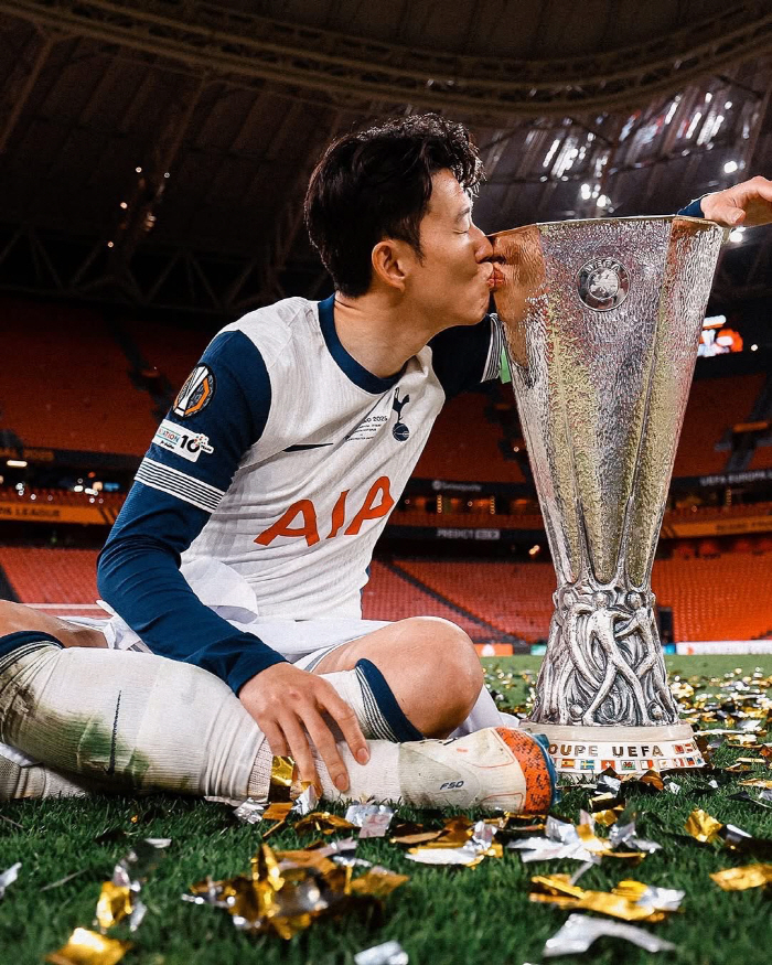  Son Heung-min's hat trick  double-digit score → EPL milestone...SON couldn't recover from his foot injury