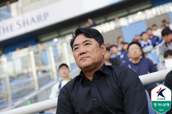 Coach Kim Hyun-seok lost without a single effort. The game that the players did their best for the exit variables