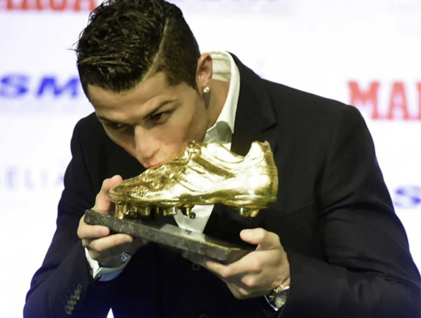 PSG Mbappe Farewell Was Win Win...The first European Golden Shoe award since Ronaldo became an idol