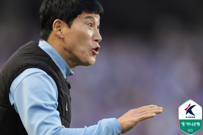 Shock's 2nd consecutive penalty miss...Ilyuchenko was as good as Cho Hyun-woo