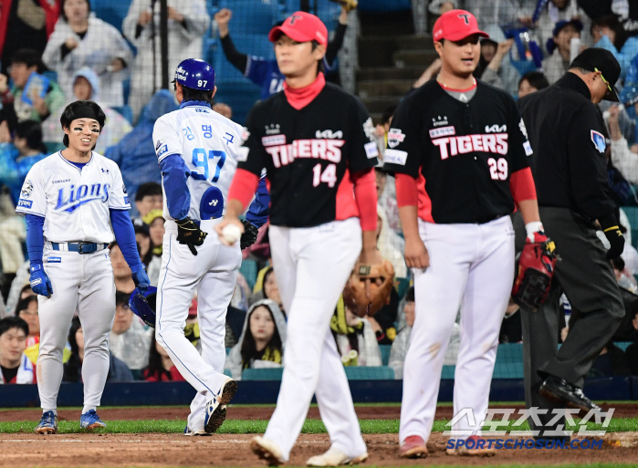 Small peppers were more spicy, causing errors, loading the bases, and thanking Furado