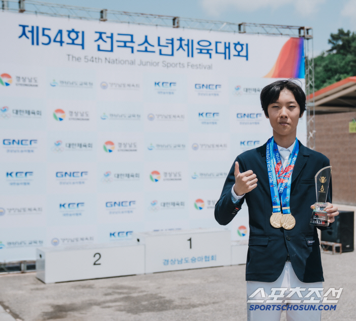 15-year-old Yang Da-sol hopes to revive horseback riding, the first two-time winner in the history of the Boys' Sports Festival!