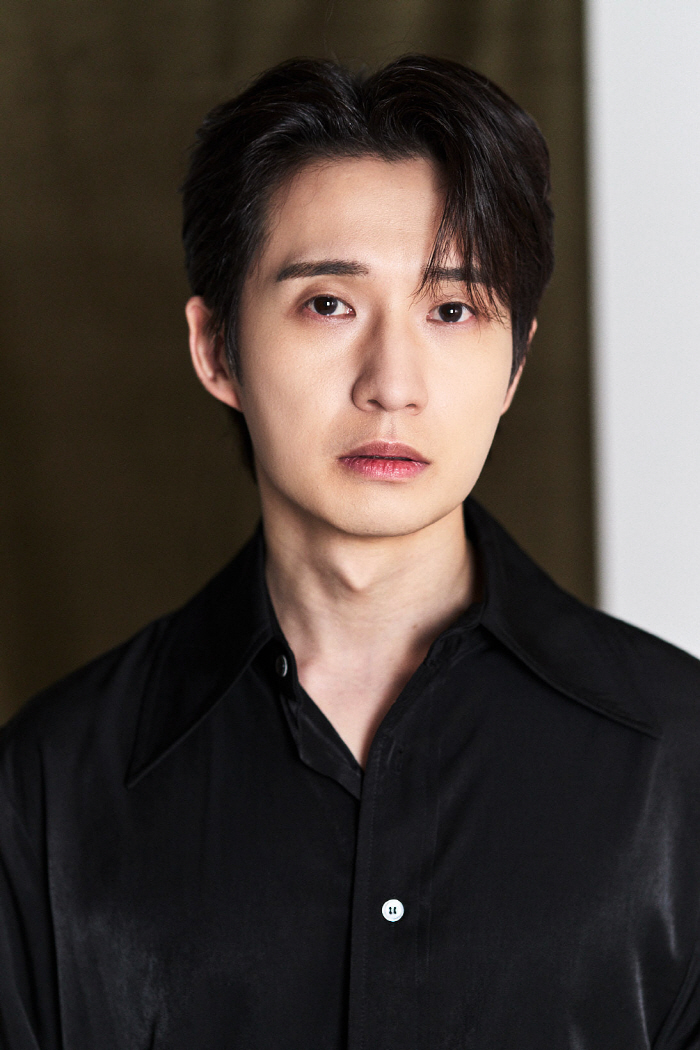 'Beautiful than Heaven' Ryu Deok-hwan, 'I'm drawn into Kim Hye-ja's eyes...'To the point where I'm crying'