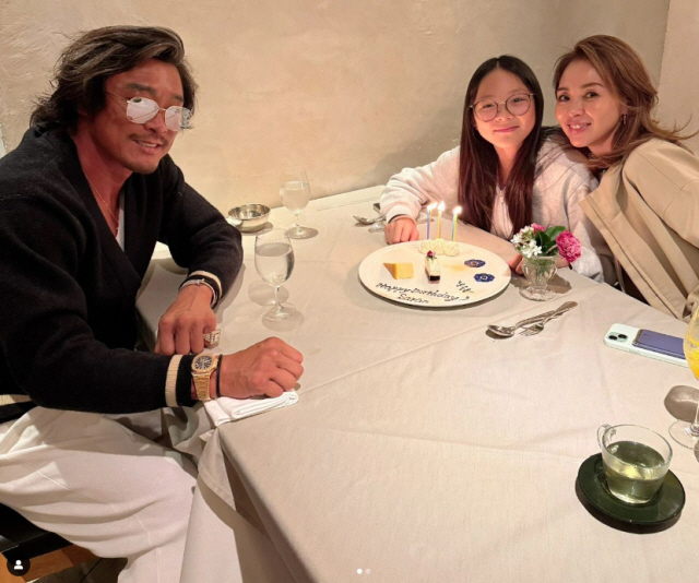 Choo Sung-hoon visited the set of ♥ Yanoshi Lake to cheer for him..Mr. Ajo, the lover