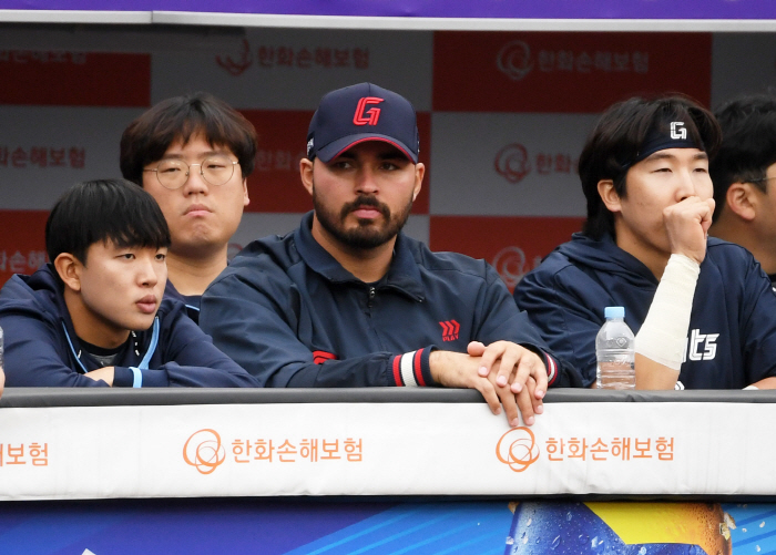 Gamboa, the 159km left-hander's first appearance in the match against Samsung on the 27th → Lotte's future that dreams of more than fall baseball ran 