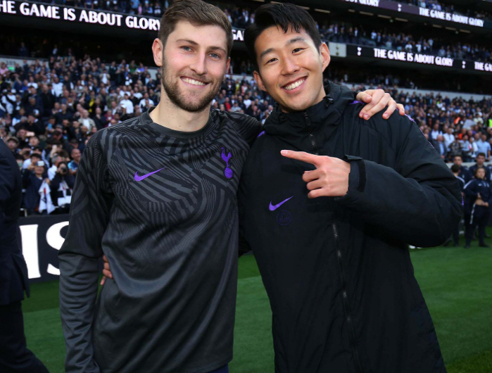 I was so happy to win the title, but Son Heung-min's first sad news of the next season, I can leave the team → Farewell with my best friend of 10 years is imminent
