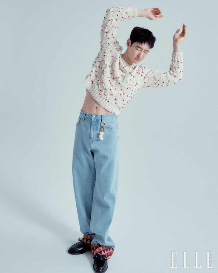Lee Je-hoon’s Charisma Shines in ‘Big Deal’ Photo Shoot for Elle Korea