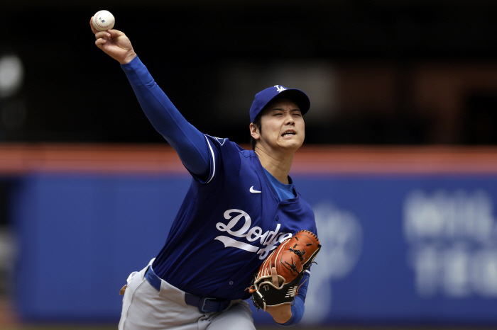 Kim Hye-sung's double hit, Theo, could you have caught it? Checked Ohtani threw 156.1km and exploded 174.3km 18 four hours later