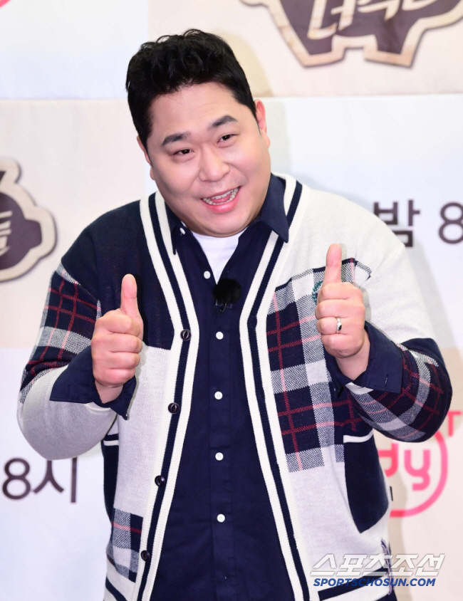 Ko So-young and Oh Eun-young joined hands to share the good newsThe first challenge in 33 years since debut, sympathy and consolation will be delivered. 