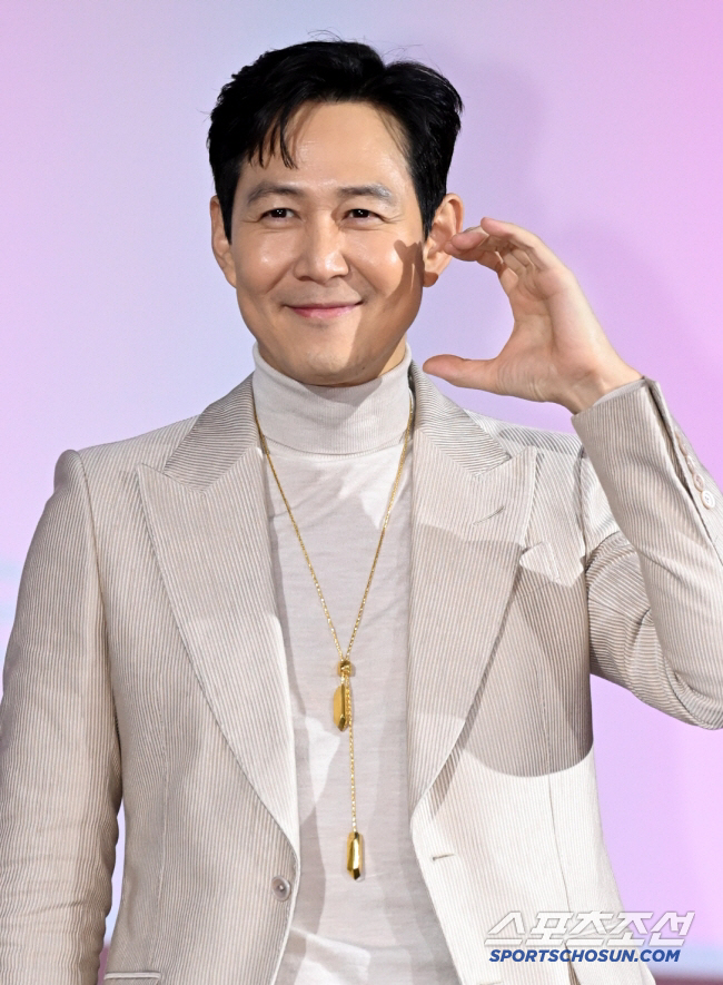 Lee Jung-jae’s Artist Studio Teams Up with UK’s Imaginarium for K-pop Spy Project ‘Secret Idol’