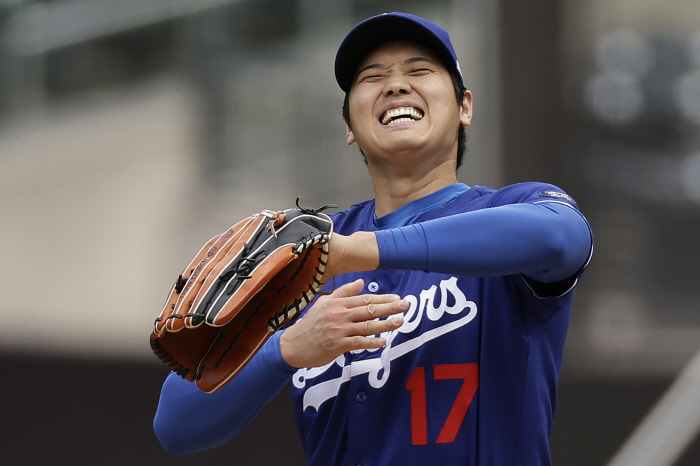 Ohtani, who got hit by Kim Hye-sung's double, shouted why?156km already! Ohtani was surprised, too