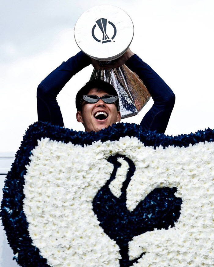 Son Heung-min's happy birthday! A life-long contract until the age of 34 → Tottenham Legend Guard of Honor…We need to listen to the Champs to recover the local public sentiment