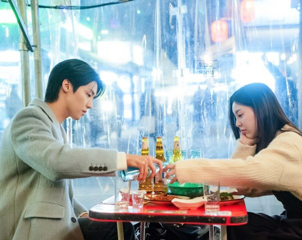 Spring of Four Seasons Park Ji-hoo and Lee Seung-hyeop, a cart bar date → heralding a reversal of emotions