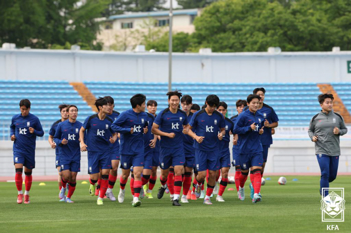 U20 Lee Chang-won announces the list of 27 participants in Egypt friendly tournament...Kim Jun-ha, Cha Je-hoon, and Jeon Min-soo were selected as new faces