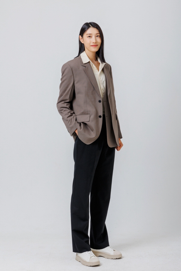 Volleyball Emperor Kim Yeon-kyung finally returns as an entertainment show after retirement, opening the second act of her life