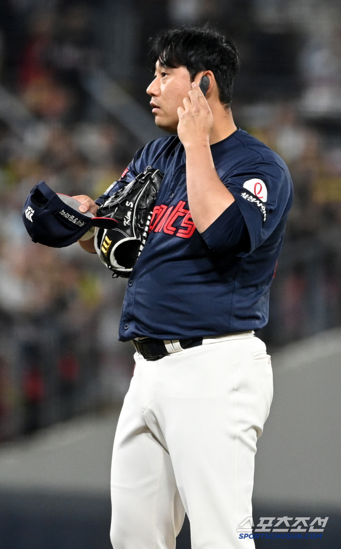 Average 229 minutes of blood fight → 5.7 pitchers consumed mound overload shadow...Lotte's dilemma every day. 