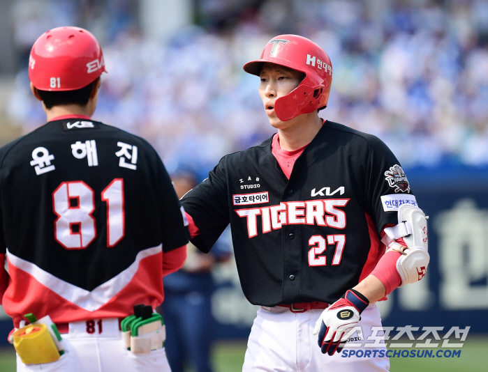 Choi Won-jun, reprimand, second-tier, but Park Jung-woo got hurtKIA, there is no center fielder