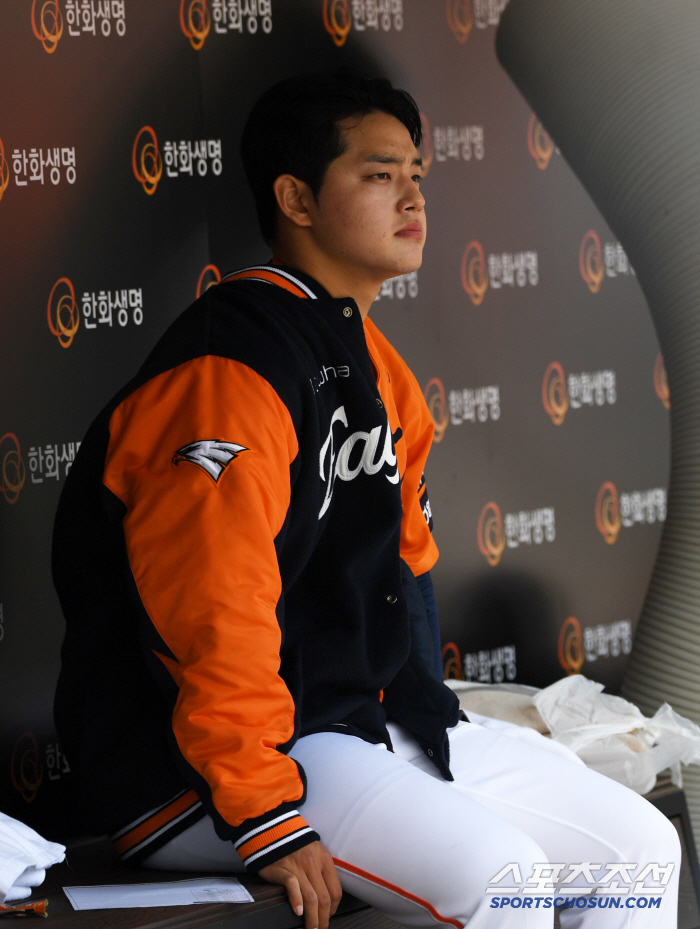 Coach Moon Dong-ju and Dal noticed in Ulsan in the fifth inning. It won't be that long.Saturday's match against NC is a return match for 7.8 billion FA.