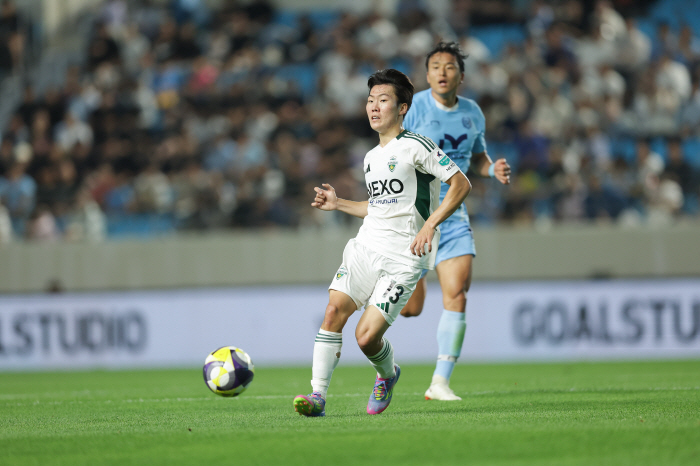 Unstoppable...Jun Jinwoo won 1G1A Jeonbuk again! Daegu 4-0 Green onion ahead of Kim Byung-soo's inauguration