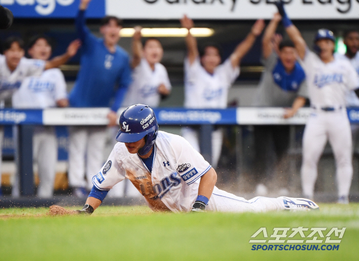 Found a breakthrough with base running, meticulous preparation and strategy victory, 155km, 9K monster foreigners, and the smile of the head coach caught with his feet (Daegu Seungjang)