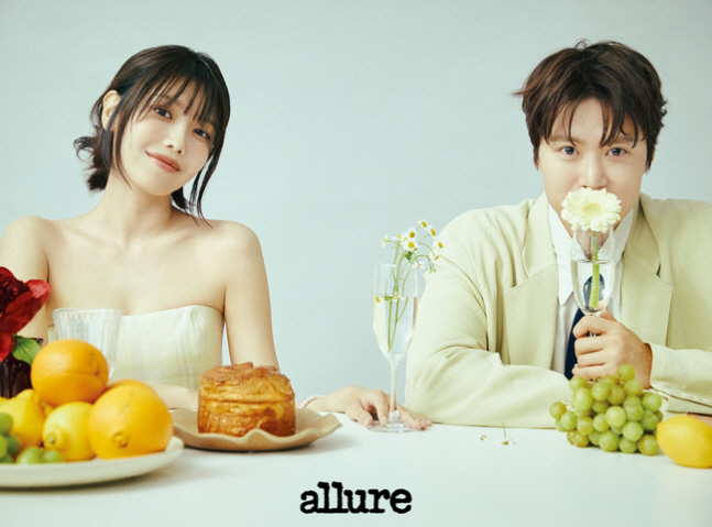 'I'm a drinking lover.' Choi Soo-young and Gong-myeong release a photo shoot with explosive chemistry