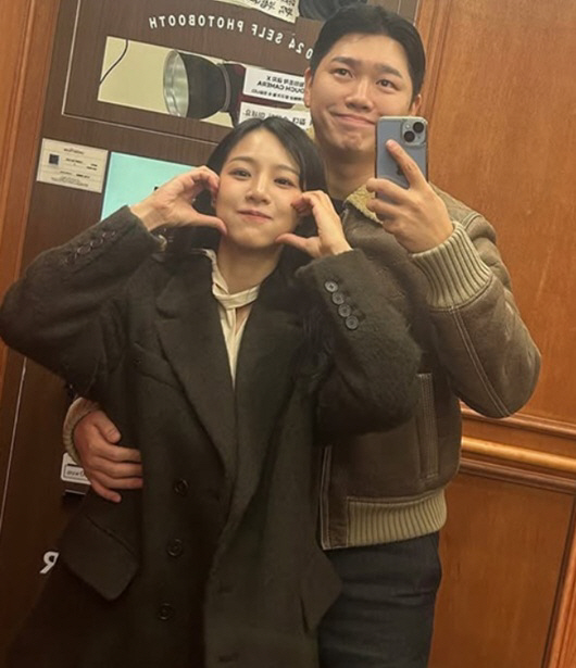 Is it okay to be in your 50s, saying that the 22nd Ok-soon demanded 4 million won to reveal the true nature of the decision maker, and that it is suddenly low