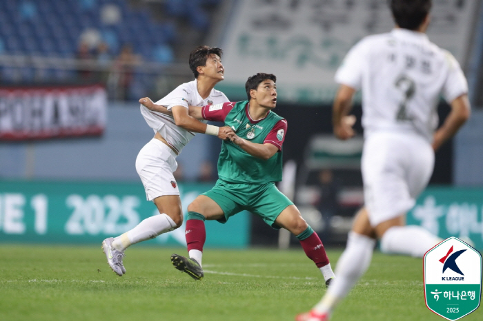 It finally went off. Jorge, the first goal of the season exploded! 1 help  1 starting point, Pohang, 31 come-from-behind wins against Daejeon and jumps to fourth place 