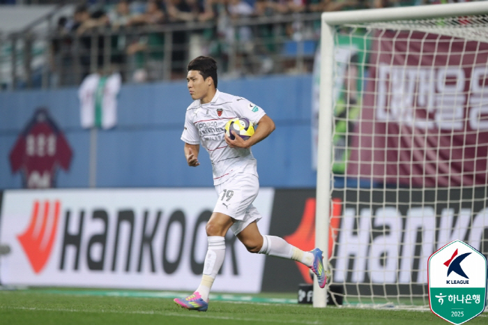 It finally went off. Jorge, the first goal of the season exploded! 1 help  1 starting point, Pohang, 31 come-from-behind wins against Daejeon and jumps to fourth place 