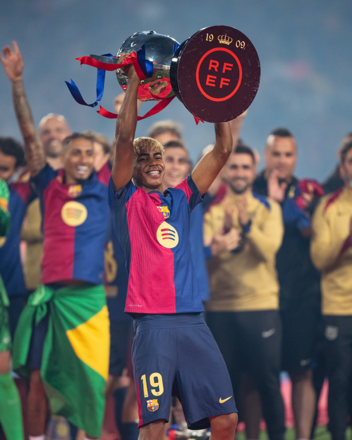 It's crazy! HERE WE GO! Yamal, the greatest talent of the 21st century, will renew his contract with Barcelona until 2031