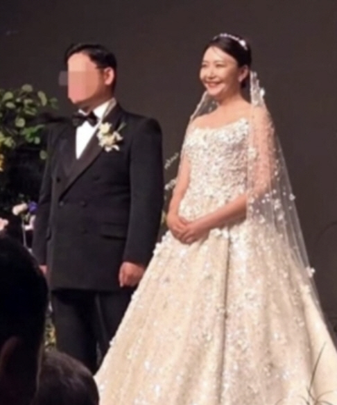 Lim Sung-eon got married knowing that her husband remarried...The report of the new groom's scammer is absurd and unfair