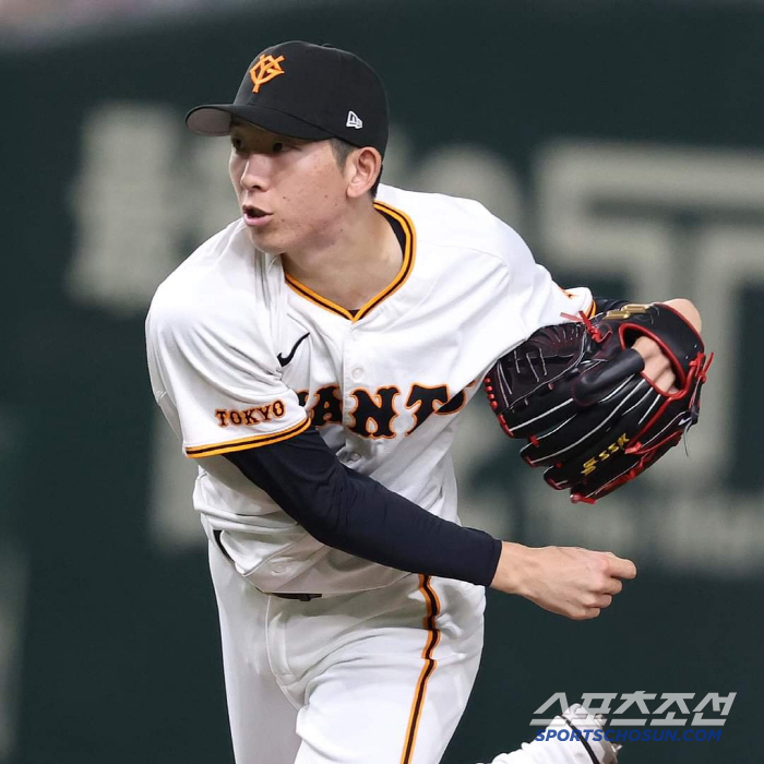 Look up, you're not that kind of pitcher. You've been beaten up, you've lost 10 runs, you've gone to the second...Why did a foreign pitcher from another team send a message of support? 