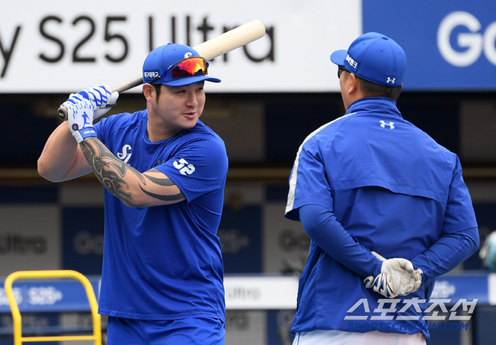 Lough, will Smith go over range, Navarro? Diaz, the dream transformational king of Samsung's all-time foreign hitter, needs Park Byung-ho