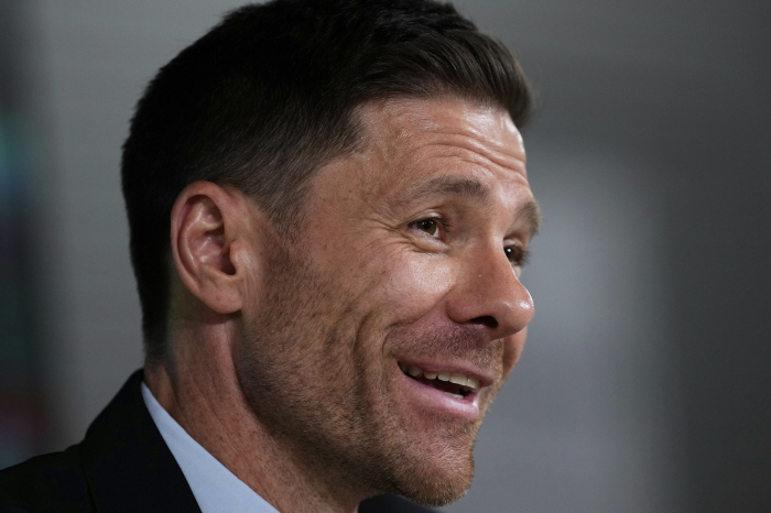 Madridismo's chest will be on fire Coach Xavi Alonso, who took the helm of Real, took office, and the solution to Mbappevincius coexistence he came up with was
