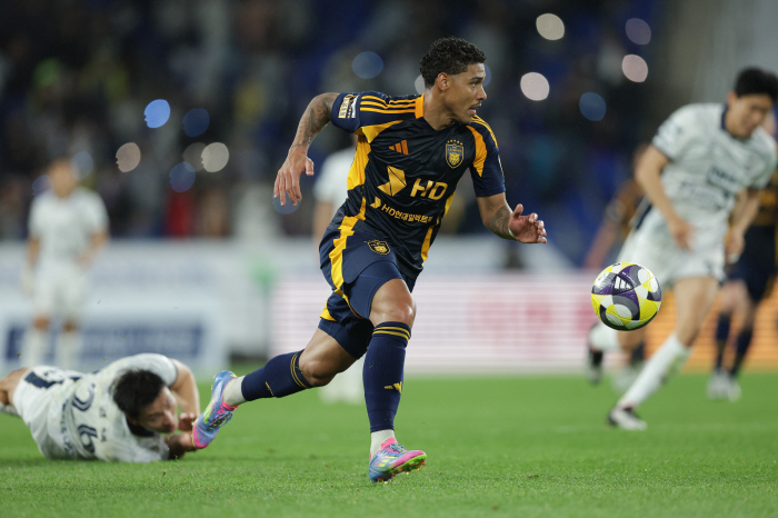 Multi-goal Eric, the star of the 15th round of the K League 1, the MVP of the 13th round of the K League 2, is Mugosa