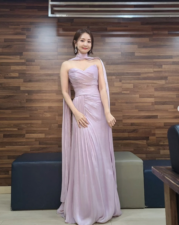 Oh Jeong-yeon, Seo Jang-hoon Divorced From New Start for 13 years...a beautiful dress
