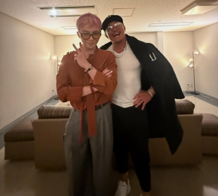  'Ajo C' Choo Sung-hoon X G-Dragon reunited after 8 years, 'The best time...'A cool and cute person'