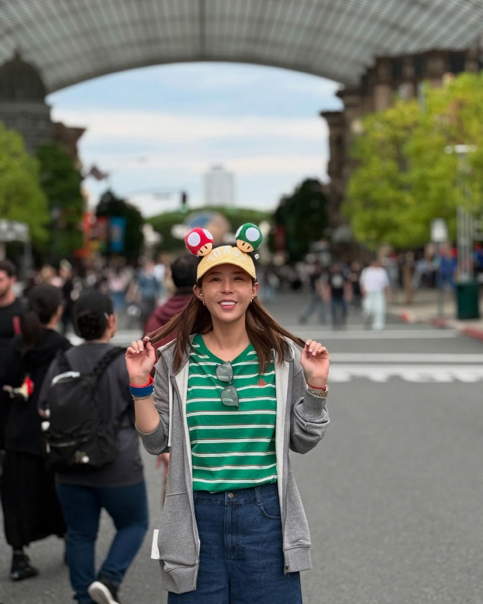 Shin Ji's eye plastic surgery shows that she walked more than 20,000 steps on her swollen legs