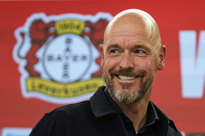 Should I erase the dark history of Manchester United? Tenhach Takes Chief of Leverkusen